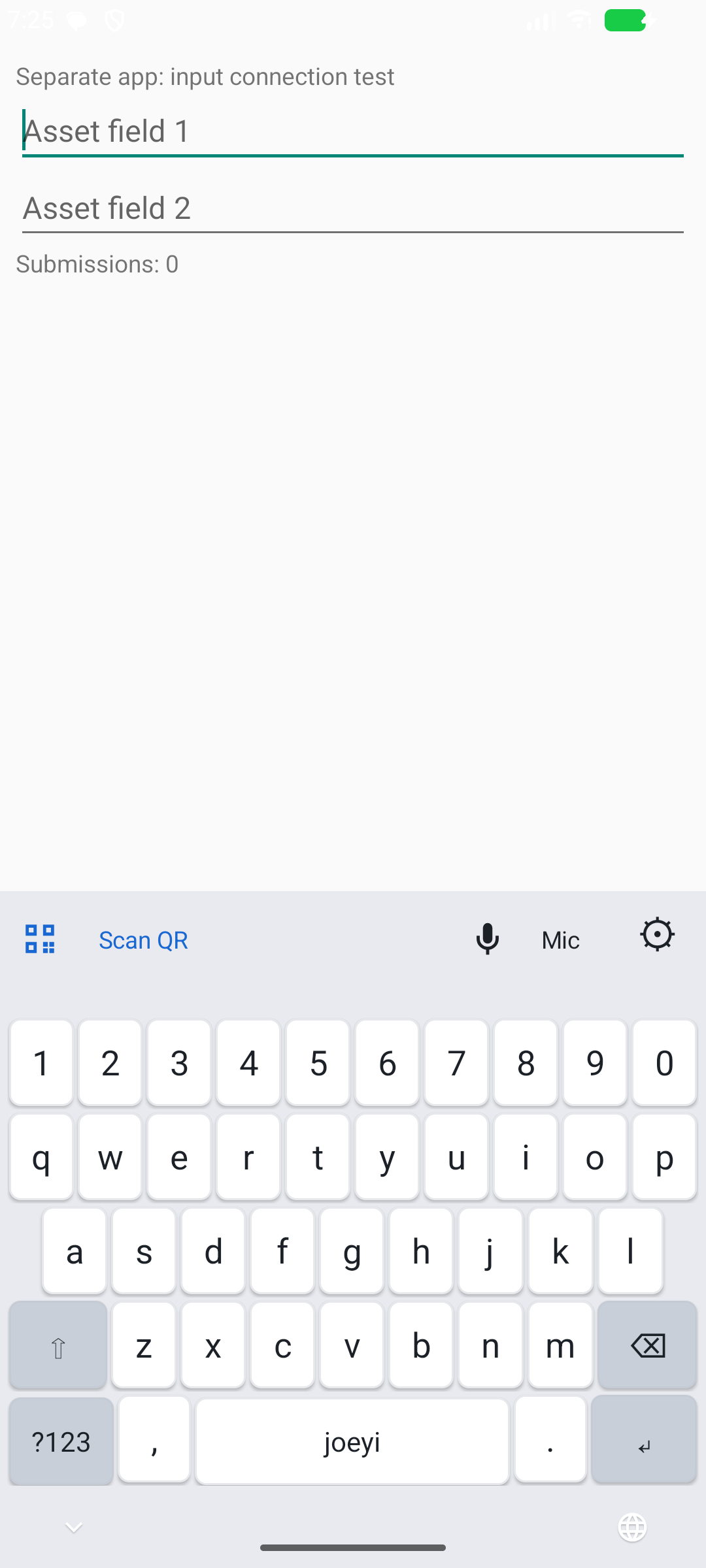 joeyi Keyboard showing Scan QR, Mic and typing keys